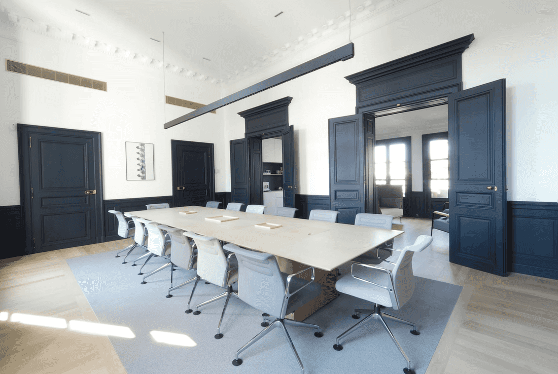 Interior design of a meeting room of a company in Paris